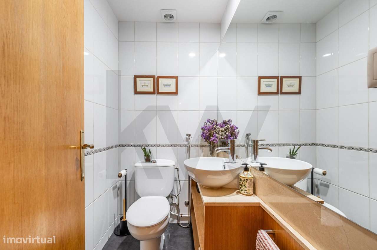 Moradia T3 no Centro da Maia –A 2 Min. do Metro Jardim, Garagem para 2-16