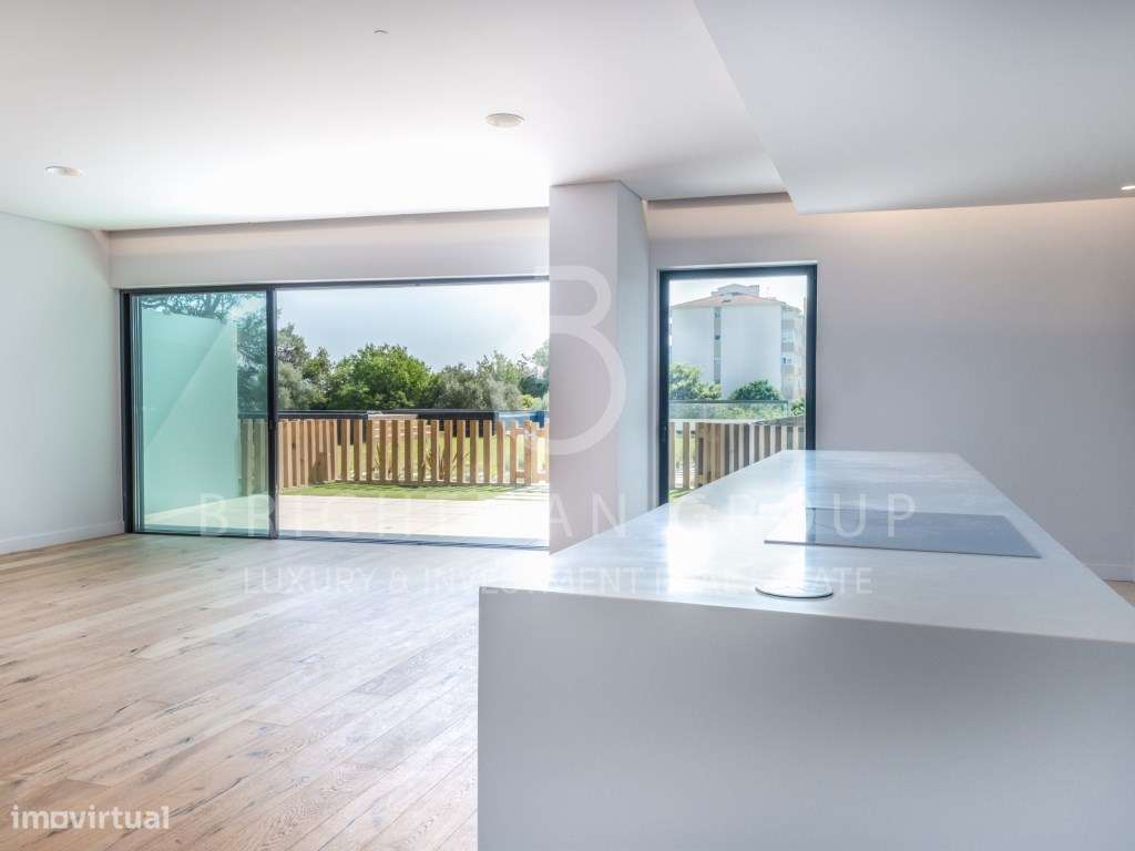 Apartamento T4 com jardim privativa, em Carcavelos-15