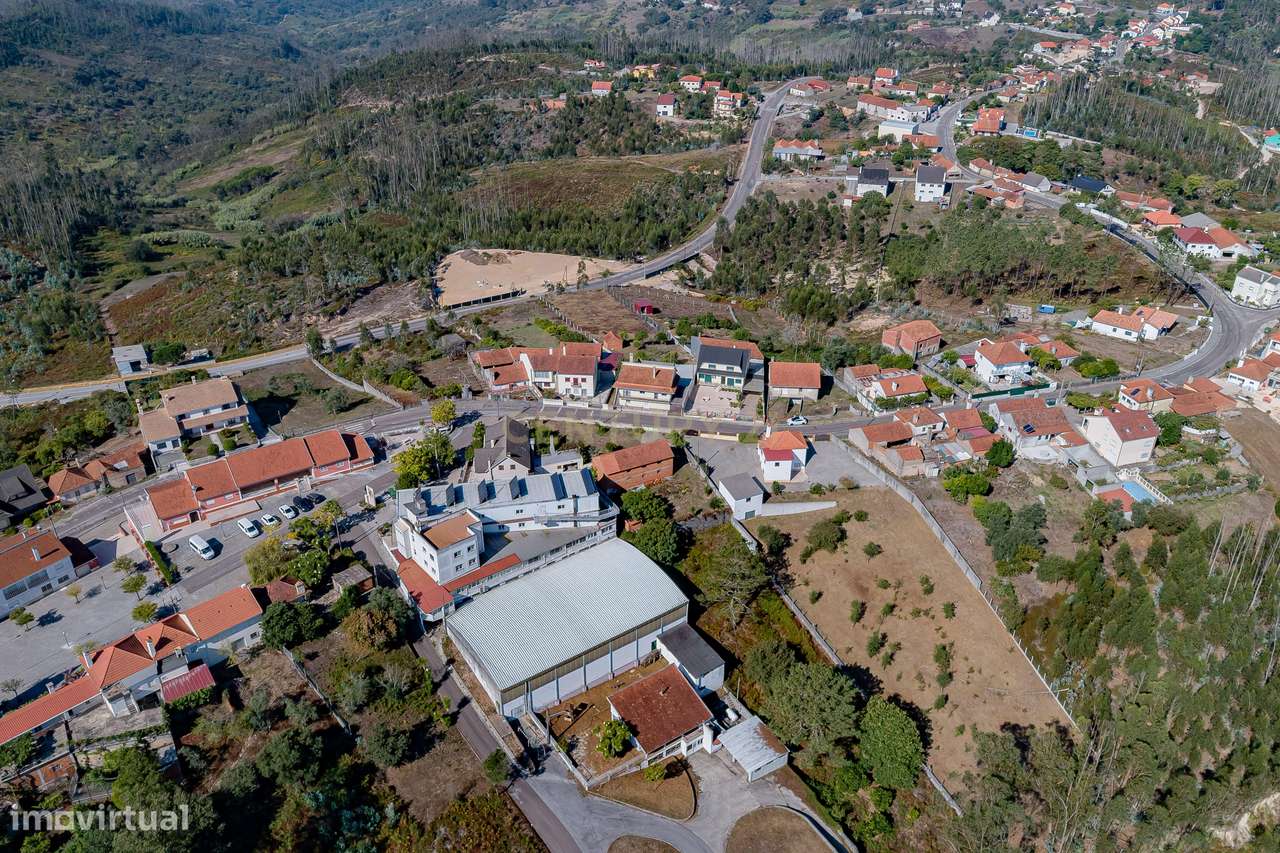 Moradia T5 em Memória – Colmeias-44