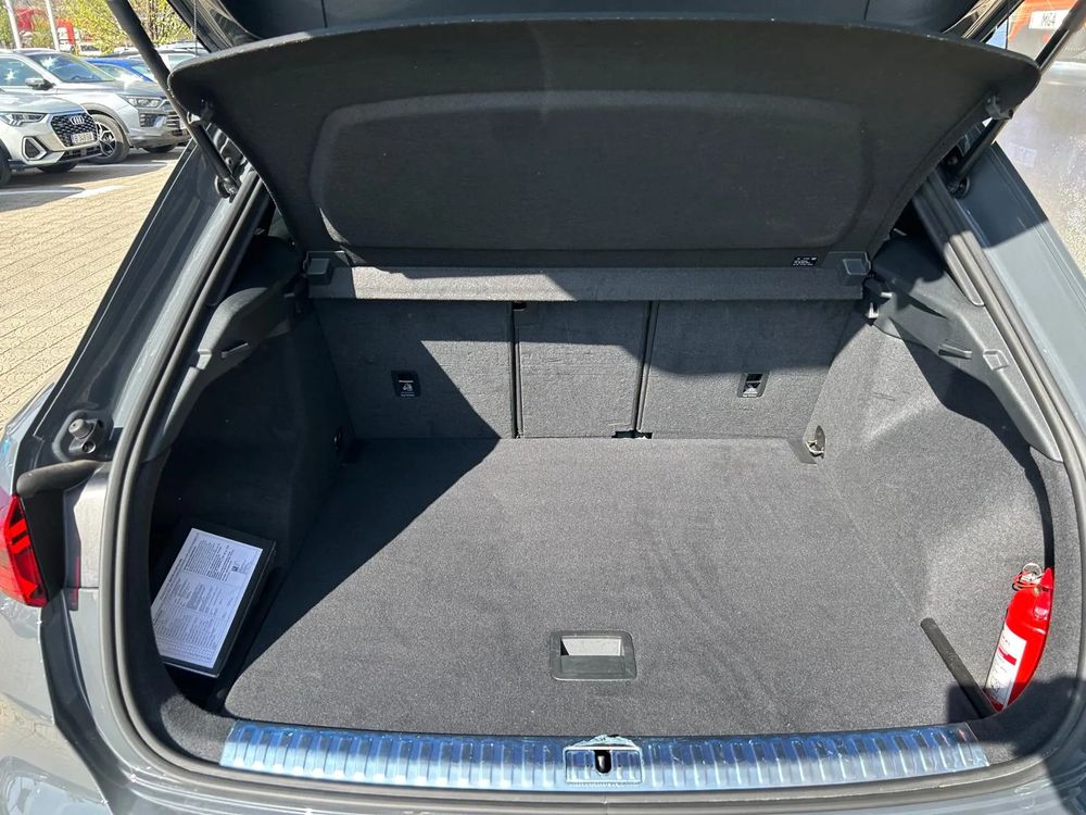 Audi Q3 - foto 11