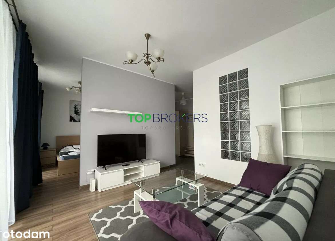 Widne dwa pokoje z oddzielną kuchnią-1