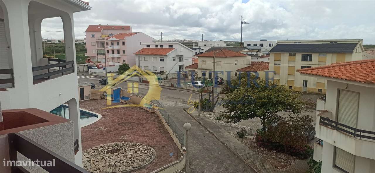Apartamento T2 Venda em Atouguia da Baleia,Peniche-17