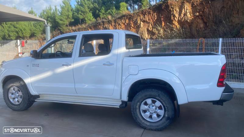 Toyota Hilux 3.0 D-4D 4WD CD Track CA - 10