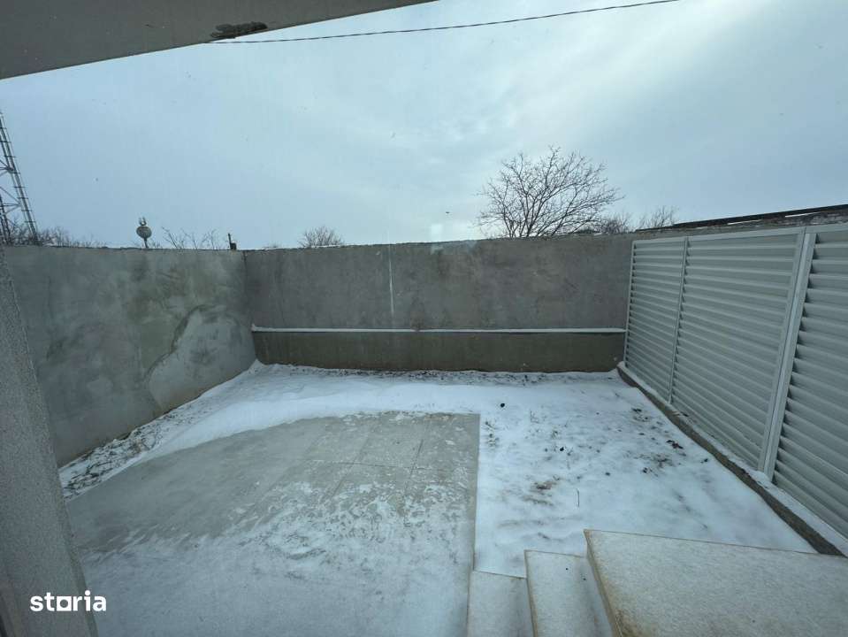 VILE MODERNE IN COMPLEX DE CASE INȘIRUITE – STR. EROULUI, CHIAJNA-14