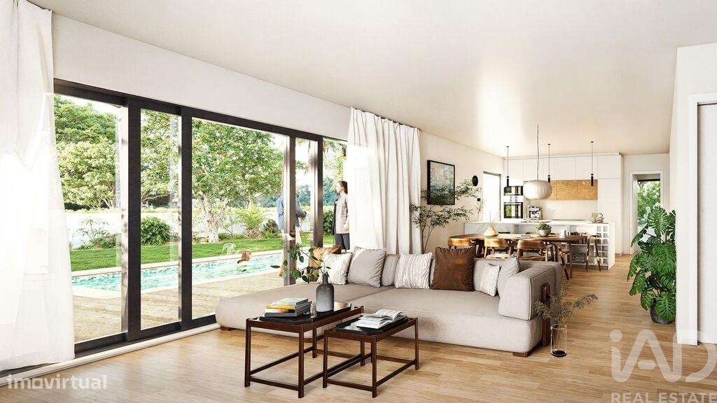 Casa / Villa T4 em Santa Maria, São Pedro e Sobral da Lagoa de 152,00 - Grande imagem: 5/12