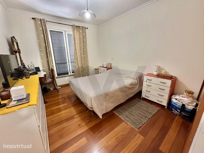 Apartamento T2 situado no Pilar - São Martinho- Próximo de serviços e-16