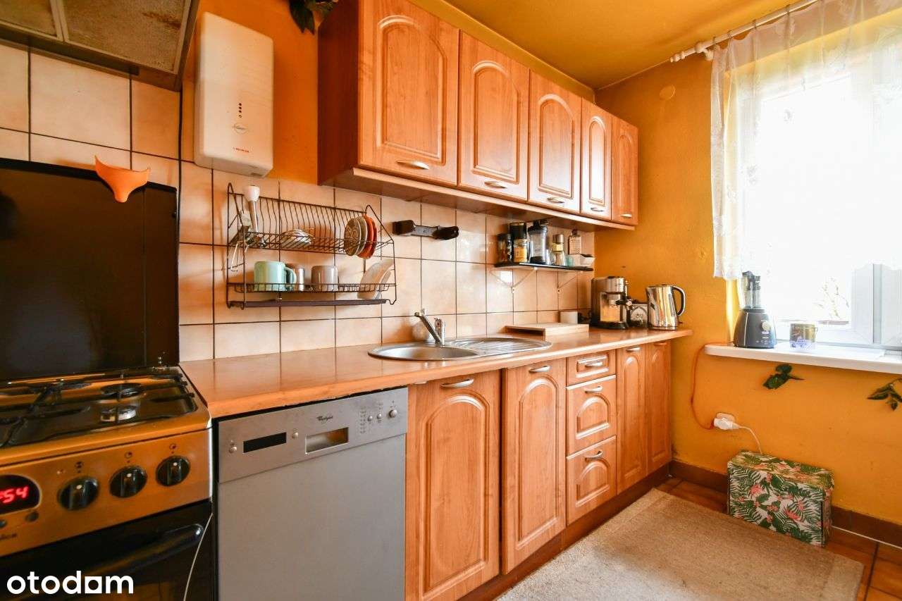 Wolnostojący o 2 lokalach/piwnica/ogród-10