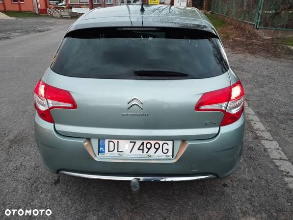 Citroën C4 1.6 HDi Seduction - 9