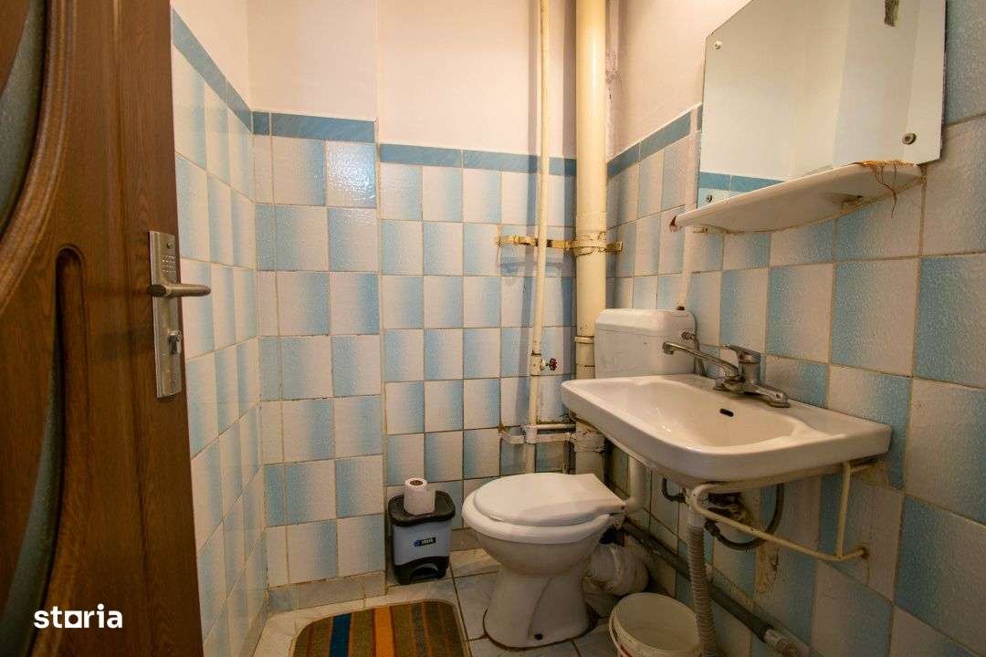 Stefanestii de Jos, 3 camere 70 mp,2 bai,centrala proprie,etaj 1/2,Com-17