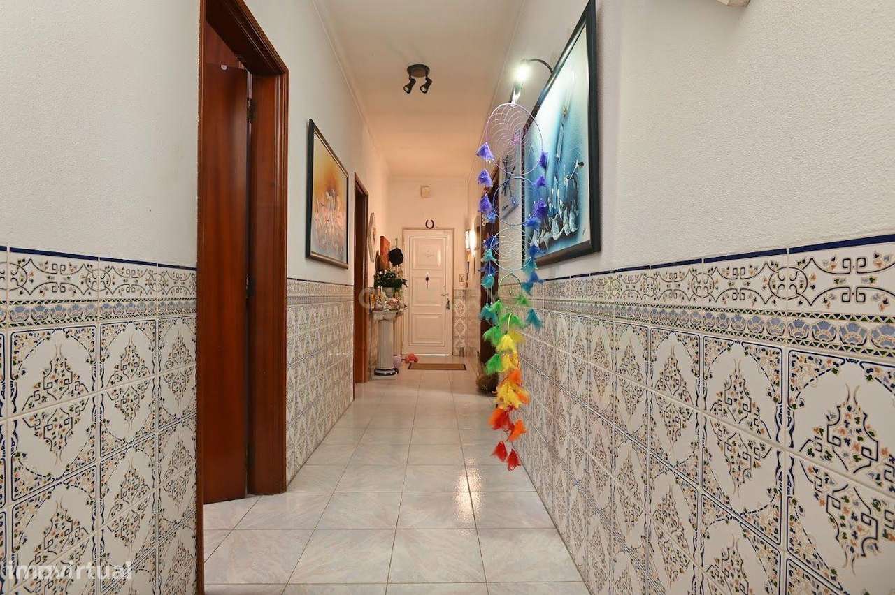 Espaçosa Moradia T3 na Quinta do Conde, Sesimbra-10