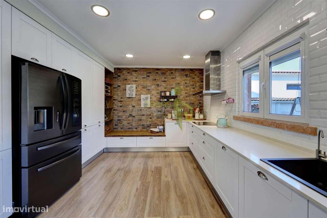 Moradia Isolada T3 Venda em Rio de Mouro,Sintra - Grande imagem: 5/58