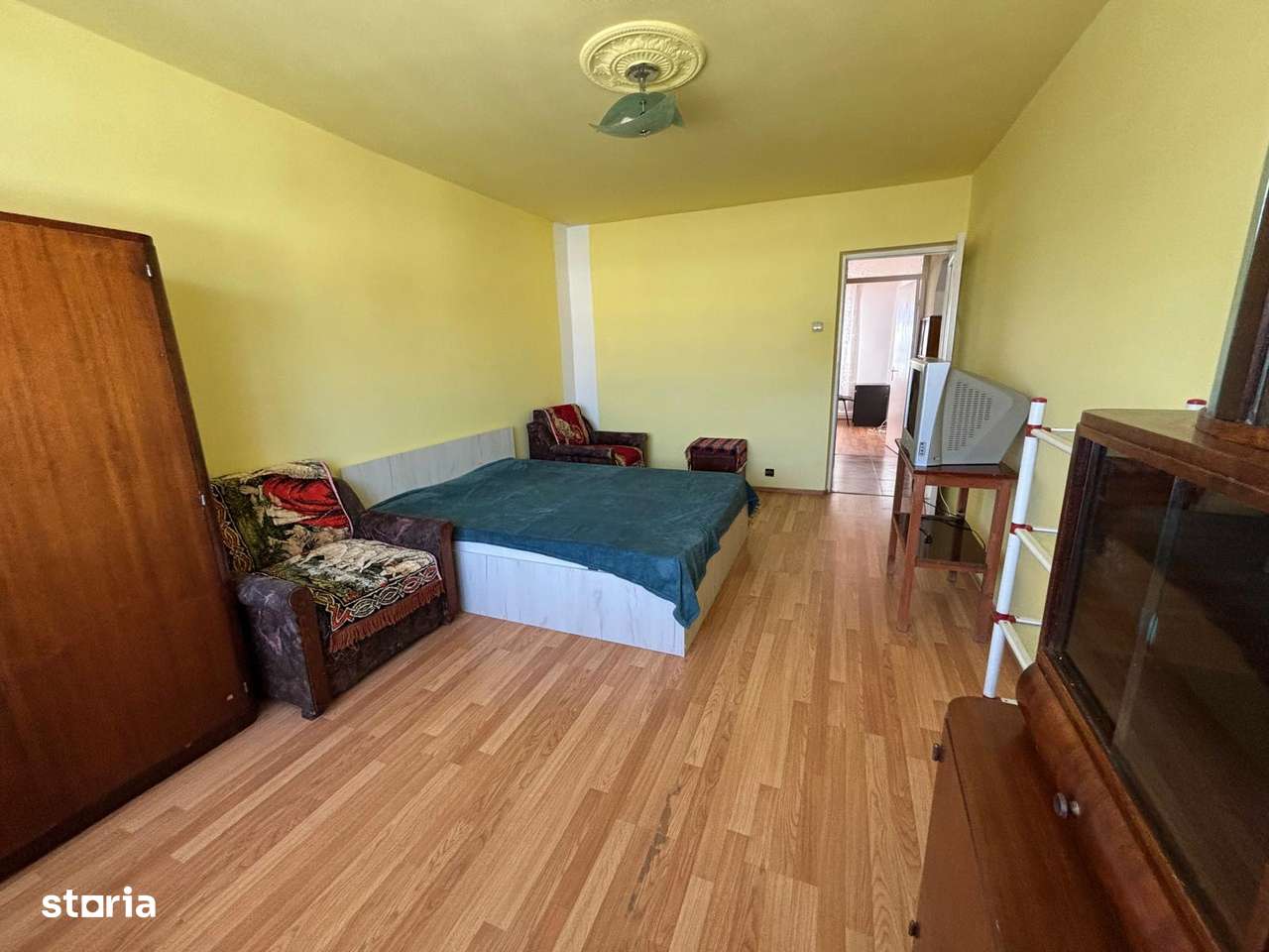 Apartament 2 camere decomandate zona Lazaret - Imagine principală: 2/9