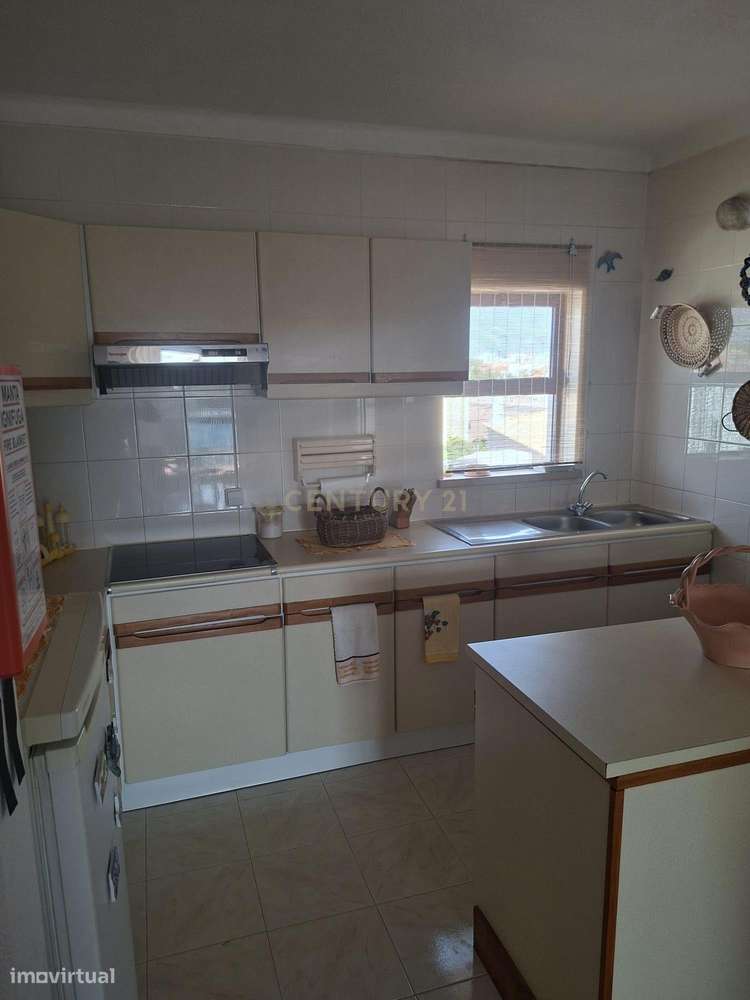 Apartamento T2 em Portimão com Vista Panorâmica Condominio Portas do S-6