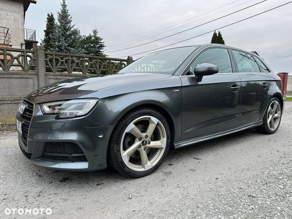 Audi A3 2.0 TFSI Sportback quattro S tronic sport - 1