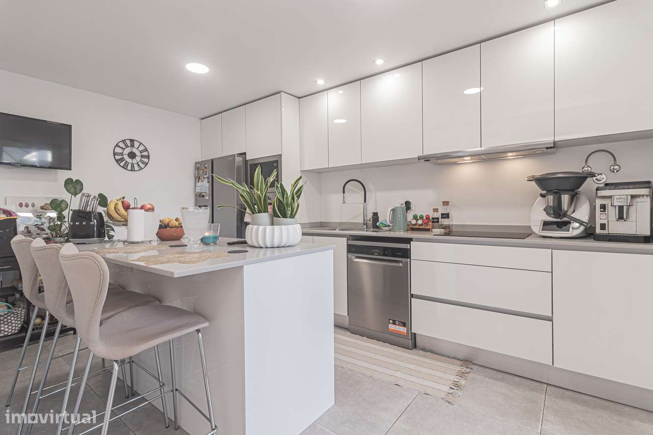 Moradia geminada T3+1 à venda em Quinta das Laranjeiras - Grande imagem: 5/40