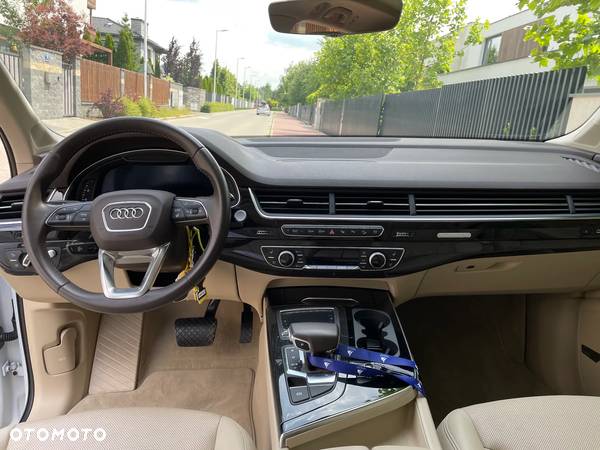 Audi Q7 3.0 TFSI Quattro Tiptronic - 27