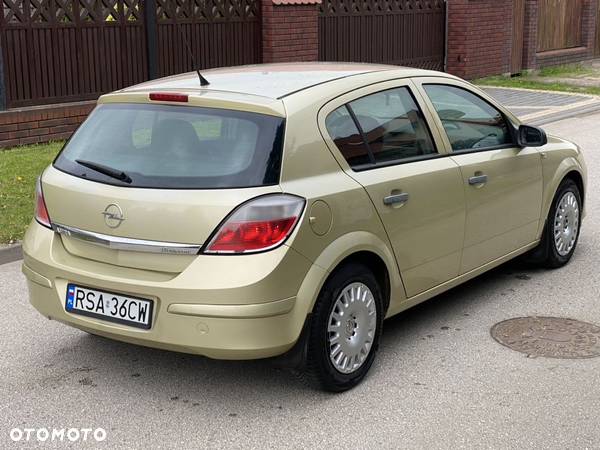 Opel Astra II 1.6 Start - 9