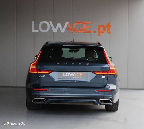 Volvo V60 2.0 T6 AWD TE R-Design - 25