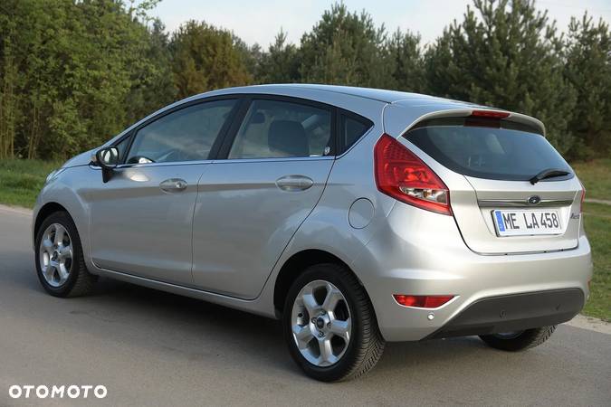 Ford Fiesta 1.25 Ghia - 5