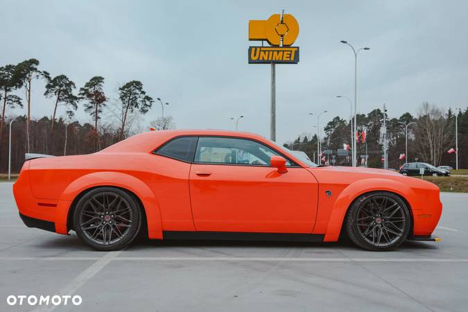 Dodge Challenger 6.2 Hellcat Widebody - 16