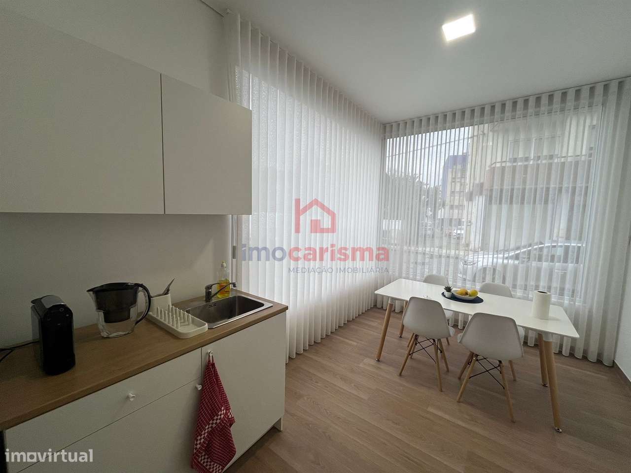 Clínica Dentária e Clínica Médica para Venda em Santo Tirso-13