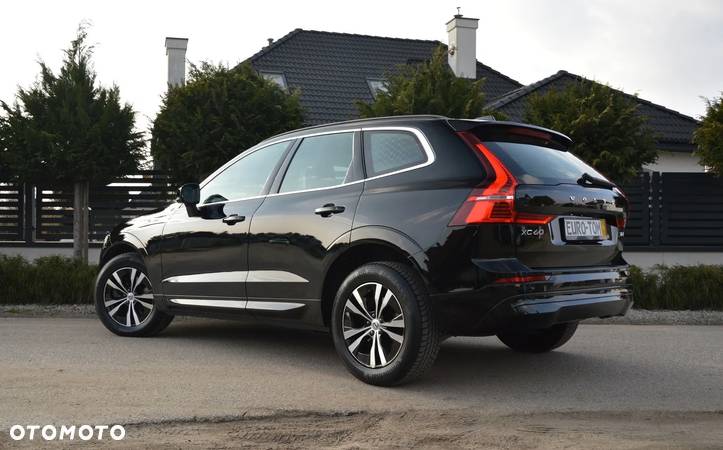 Volvo XC 60 B4 D AWD Geartronic Momentum Pro - 6