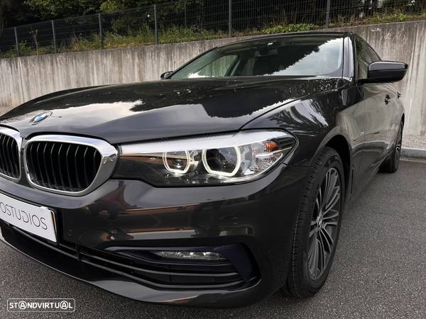 BMW 520 d Touring Aut. Sport Line - 3