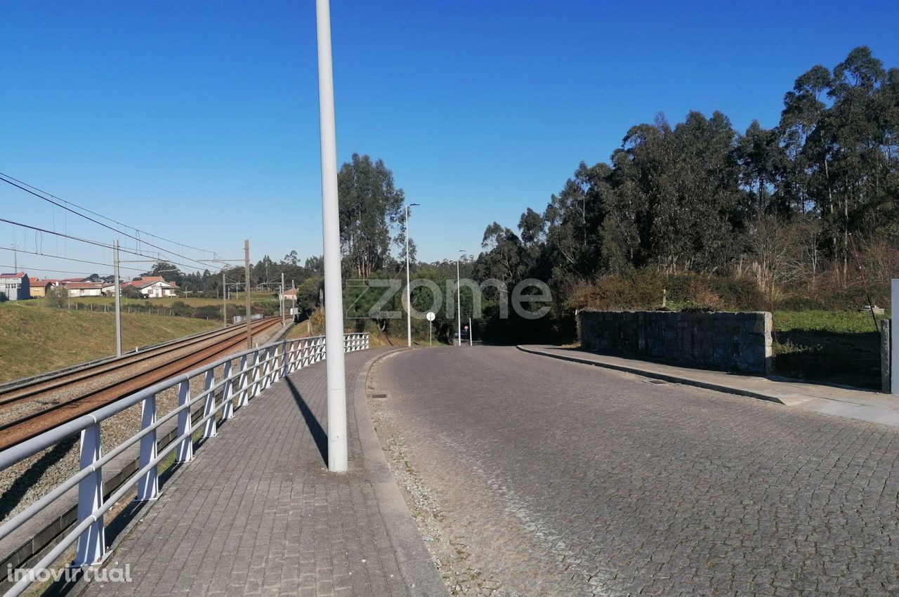 Terreno Urbano com 809 m2 em Árvore Vila do Conde-Porto