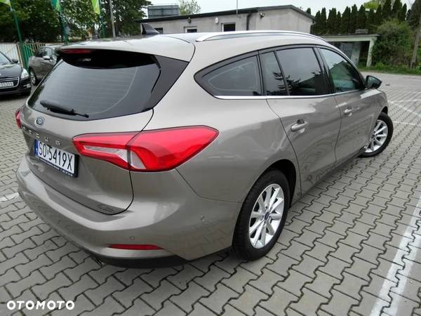 Ford Focus 1.5 TDCi Titanium - 6