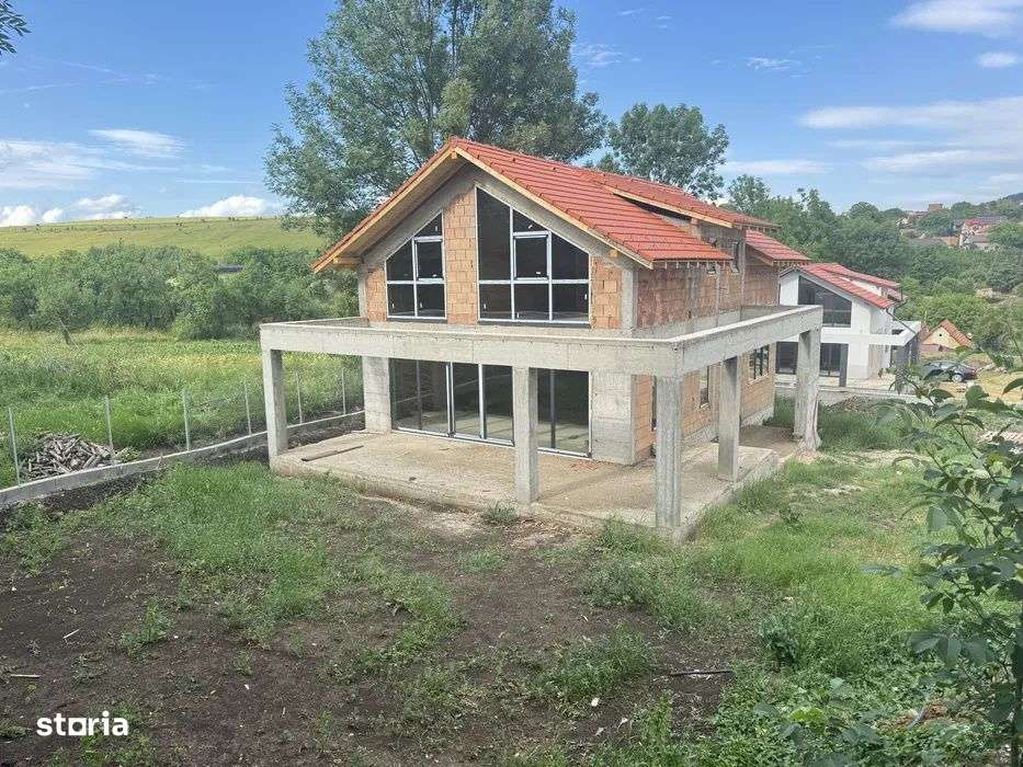 Casa idividuala , 144 mp utili zona  Salicea - Imagine principală: 1/2