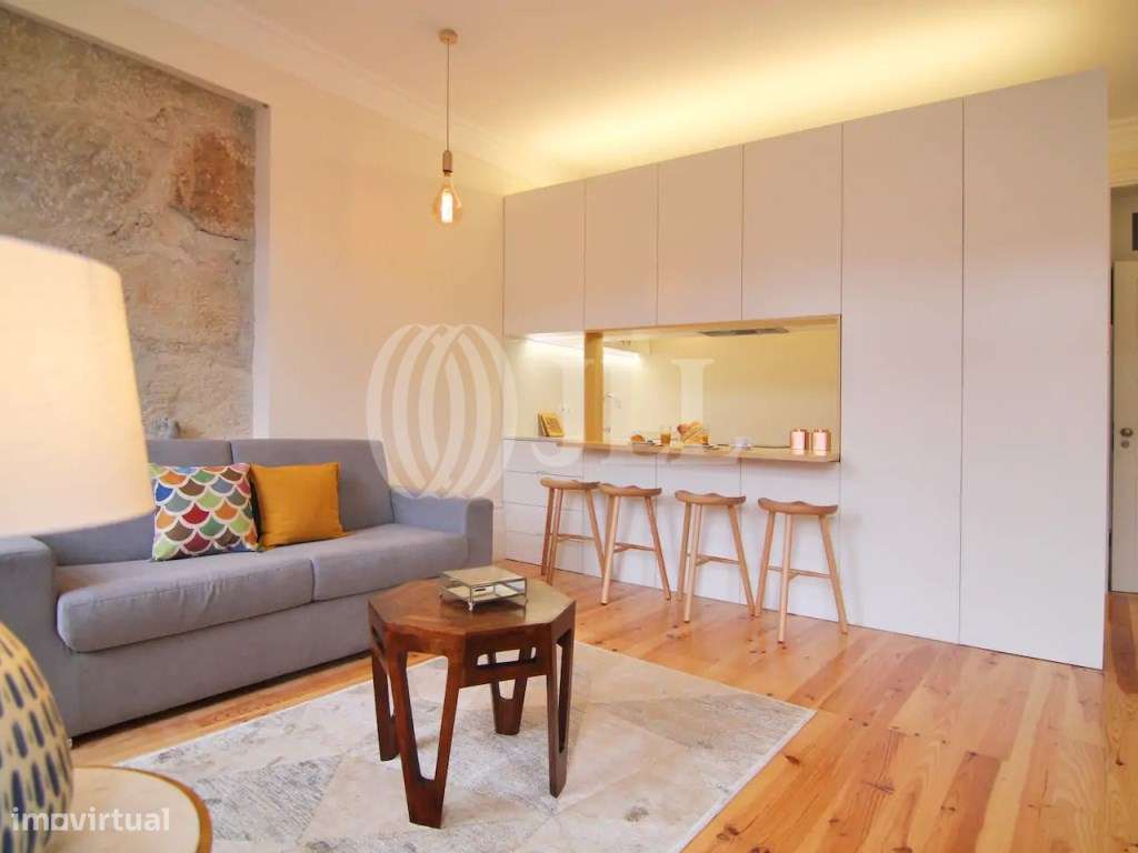 Apartamento T1, com varanda, na Batalha, Porto - Grande imagem: 3/18