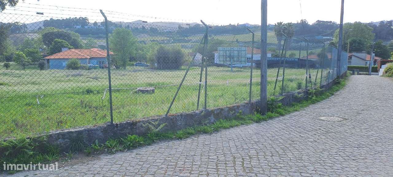 Terreno urbano construção de moradias, Penafiel, com 3.436 m2 e 45 m-4