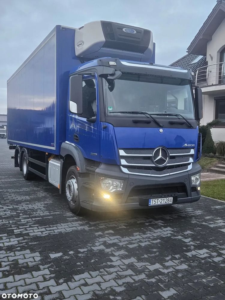 Mercedes-Benz Antos 2015