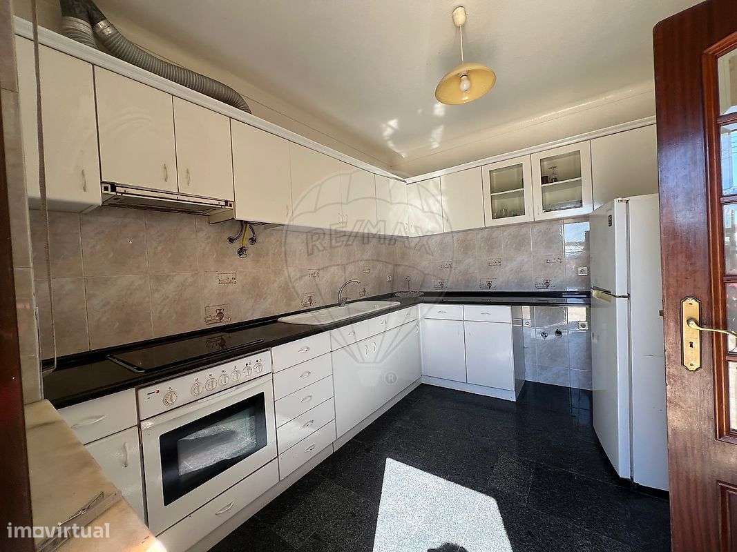 Moradia T2 para venda - Grande imagem: 2/12