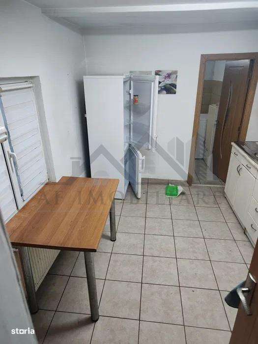 Tatarasi  la 300m de statia Dispecer corp de CASA SC 54mp TEREN 163mp - Imagine principală: 5/9