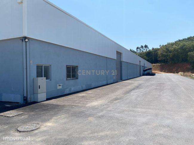 Armazem Amplo em Ansião - Grande imagem: 2/7