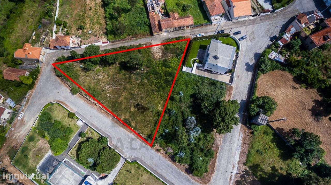 Terreno para construção em Paços de Brandão com 2487 m2 - Grande imagem: 4/12