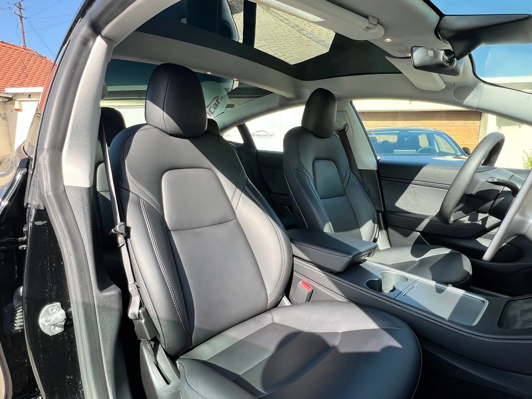 Tesla Model 3 Standard Reichweite Plus Hinterradantrieb - 16