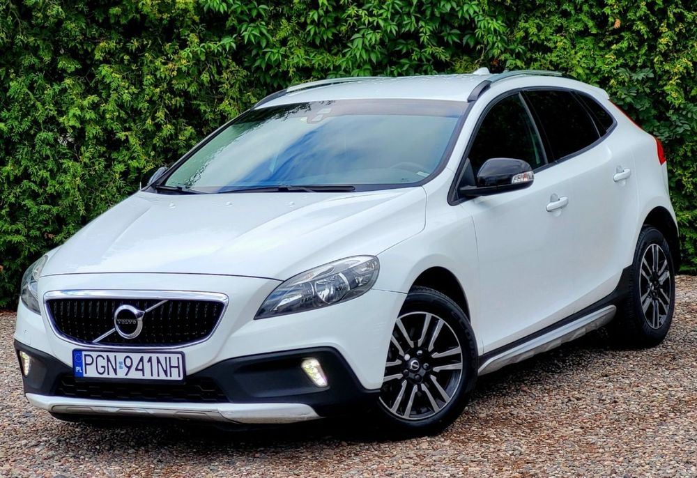 Volvo V40 2018
