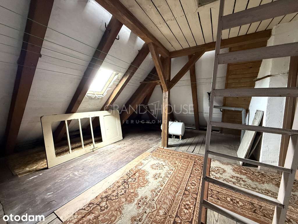 NOWA CENA  – Połowa domu , ogród, garaż, strych-12