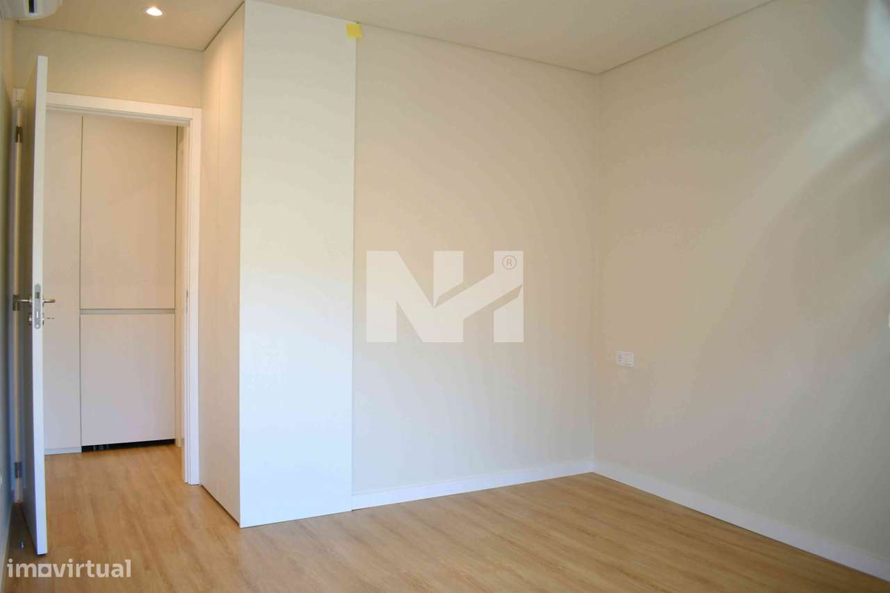 Venda (*) | Apartamento | T1 | Padrão da Légua-16