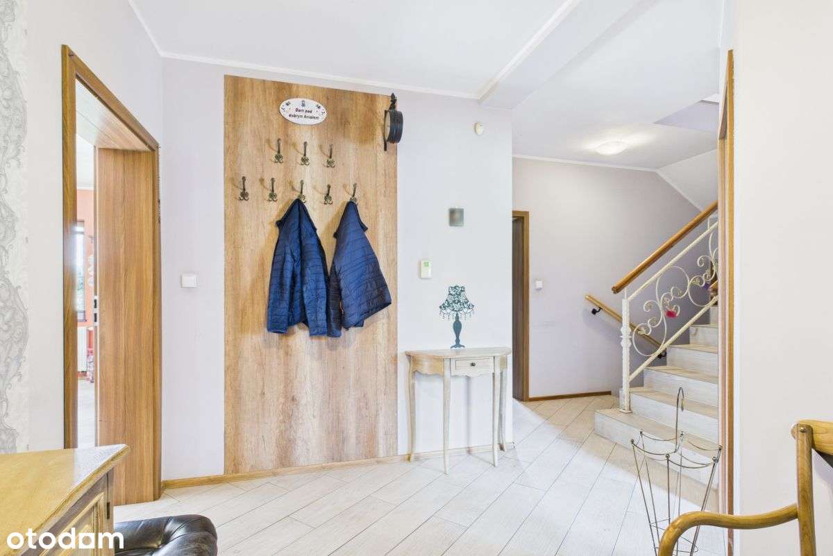 5 sypialni, garaż na 2 samochody!!!-6