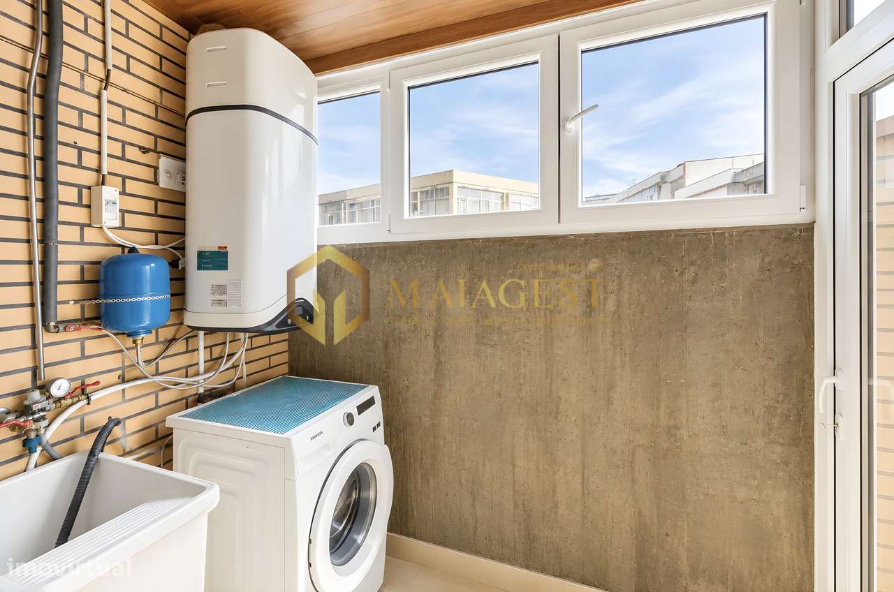 Apartamento T2+1 com Suite e Varanda no Centro de Gaia-17