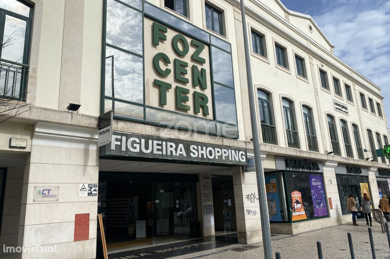 OPORTUNIDADE | LOJA FOZ CENTER | 15M2 | PISO 0