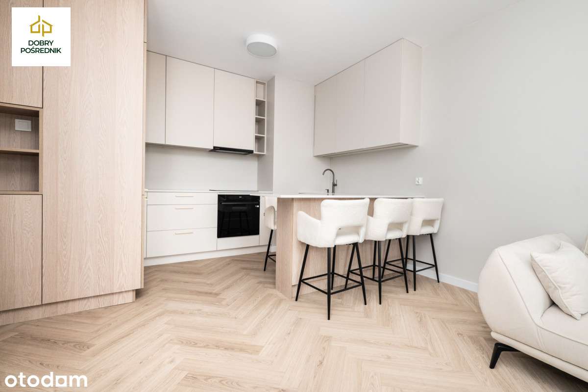 Letnica | 3 pokoje | 17 piętro z widokiem na morze-1