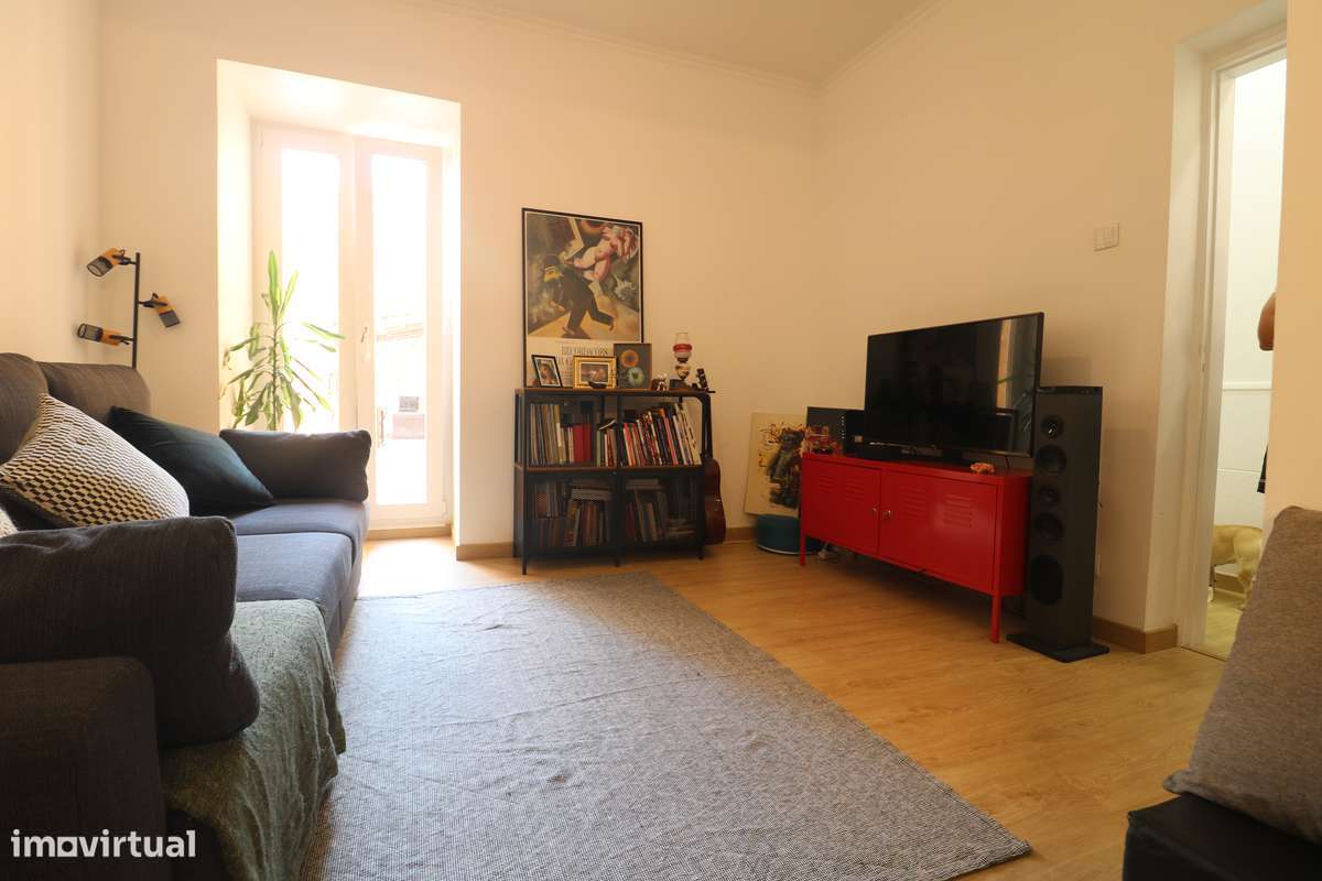 Apartamento T2+1 na rua Ator Isidoro Areeiro, bairro dos atores - Grande imagem: 5/38