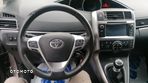 Toyota Verso 1.8 Premium 7os - 16