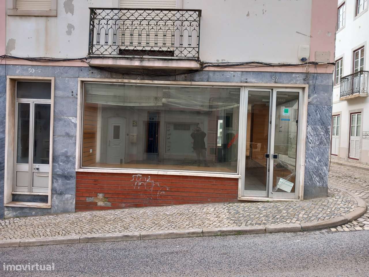Loja / Espaço Comercial - Centro de Sesimbra - Grande imagem: 2/12