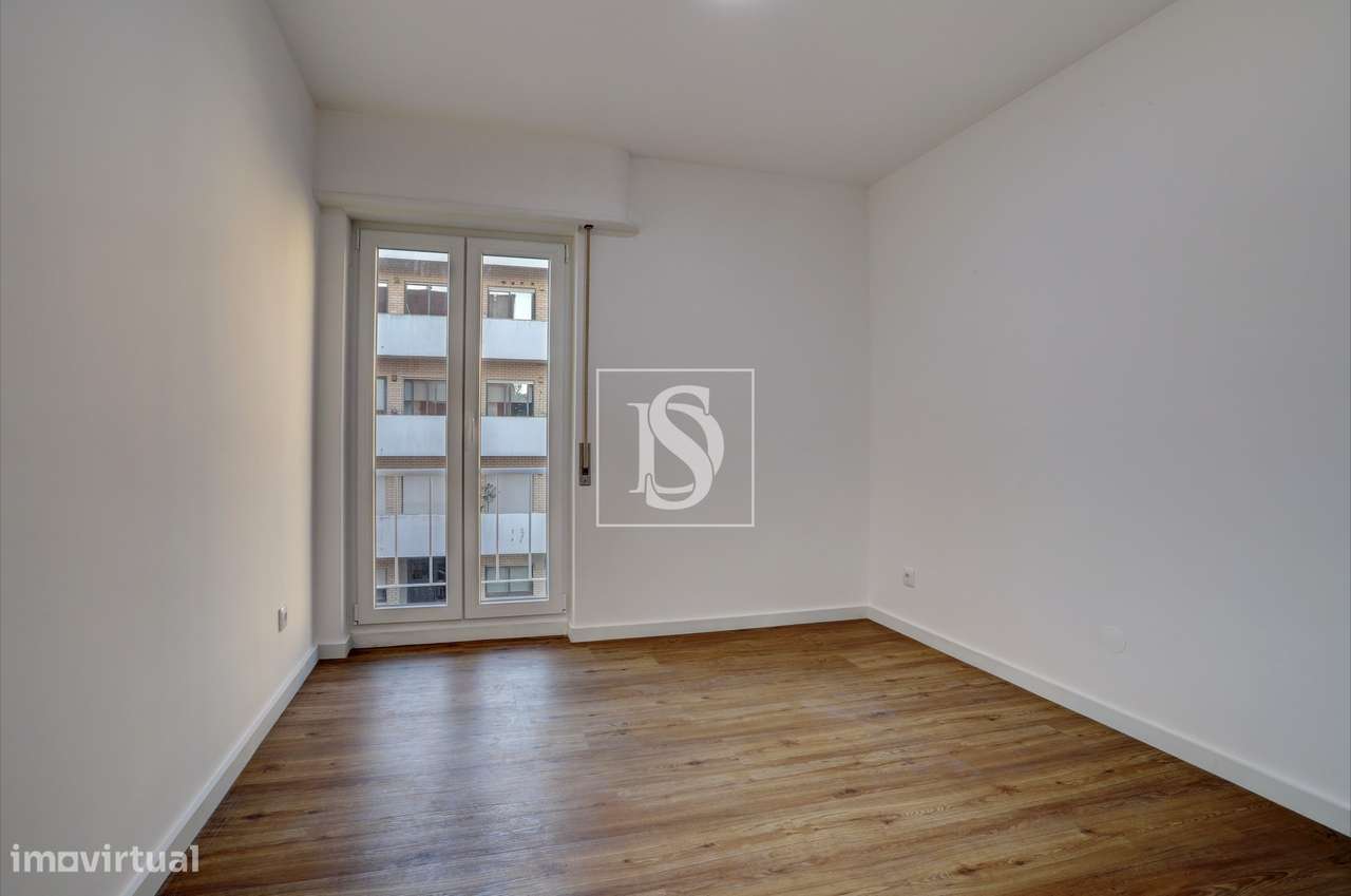 Apartamento T3 totalmente renovado, em Matosinhos.-24