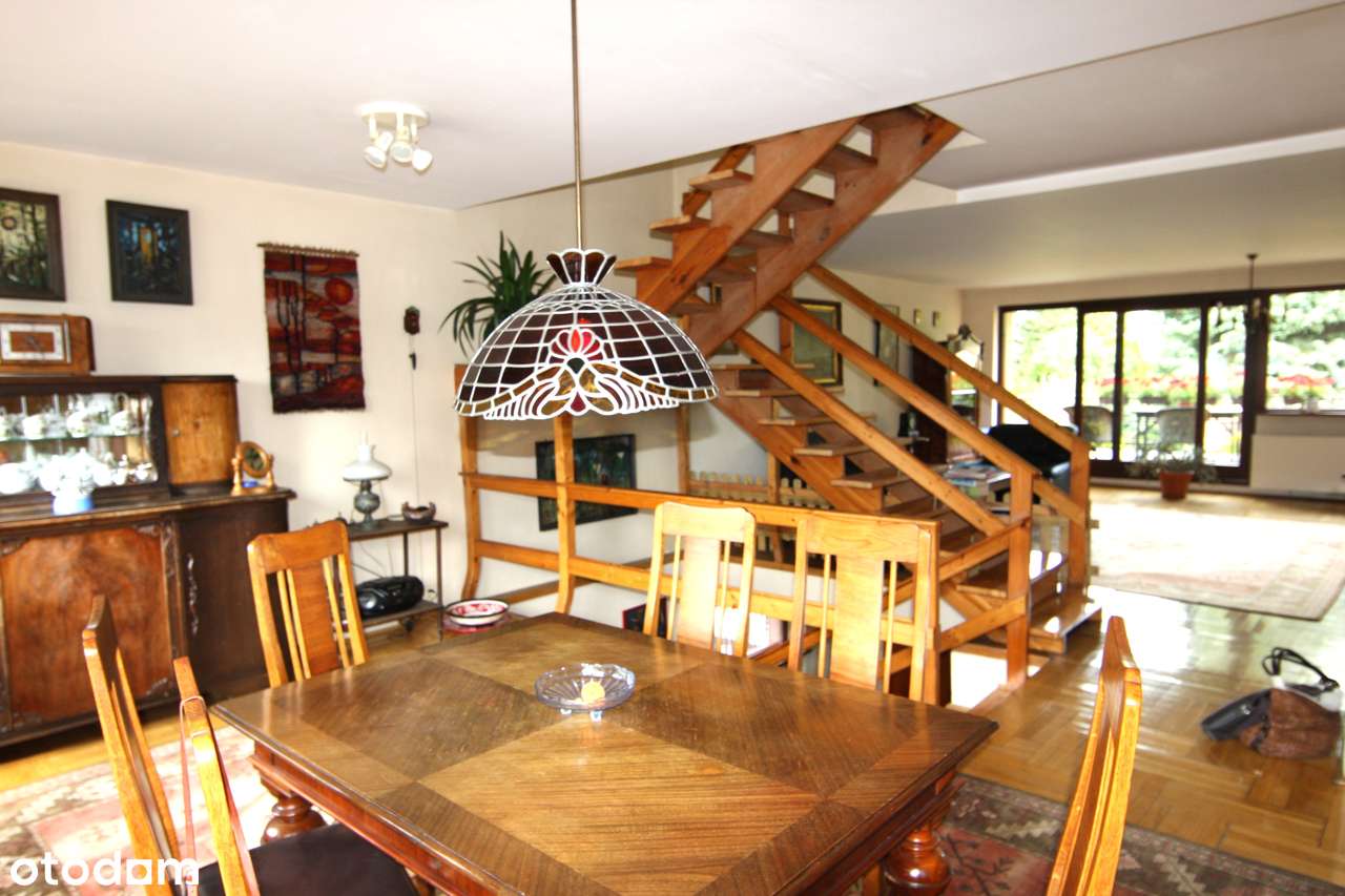 Przestronny dom z garażem i piwnicą, Świetna okazja na FLIP!-16